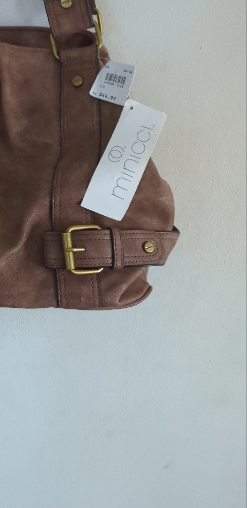Minicci Tan Shoulder Bag with Gold Accents Very Spacious Asking ONLY $25 - Picture 2 of 13